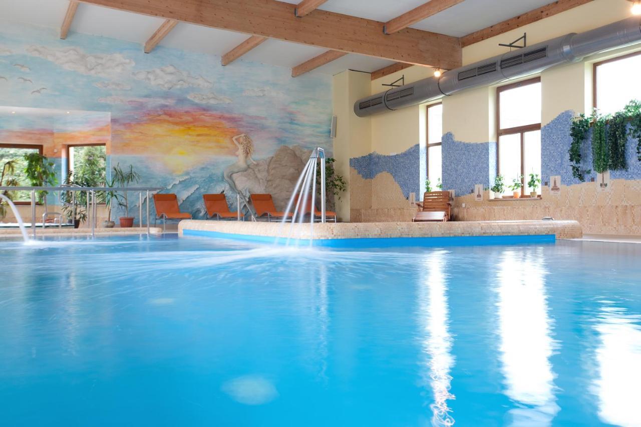 Jantar-Spa Kompleks Wypoczynkowo-Rehabilitacyjny Нехоже Экстерьер фото